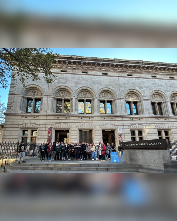 Photo of students stood as a group outside the National Gallery